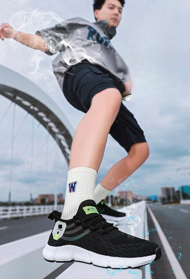 Tênis de corrida respirável com design Fly weave